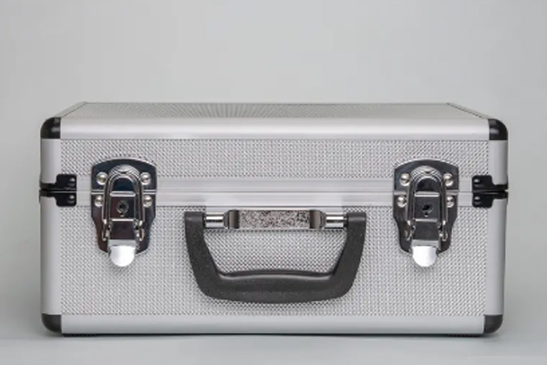 What Should You Consider When Buying a Makeup Box