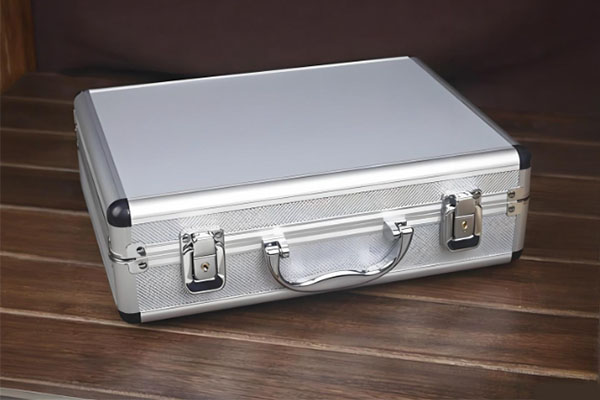 Why Do Businesses Need a Consistent Toolbox Color? The Dual Role of Brand Recognition and Tool Management