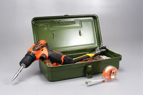 Is Toolbox Color Related to Material? Comparing Plastic, Steel, and Aluminum Toolboxes